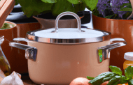 How Do I Choose Cookware That Is Suitable For Low-fat Or Oil-free Cooking?